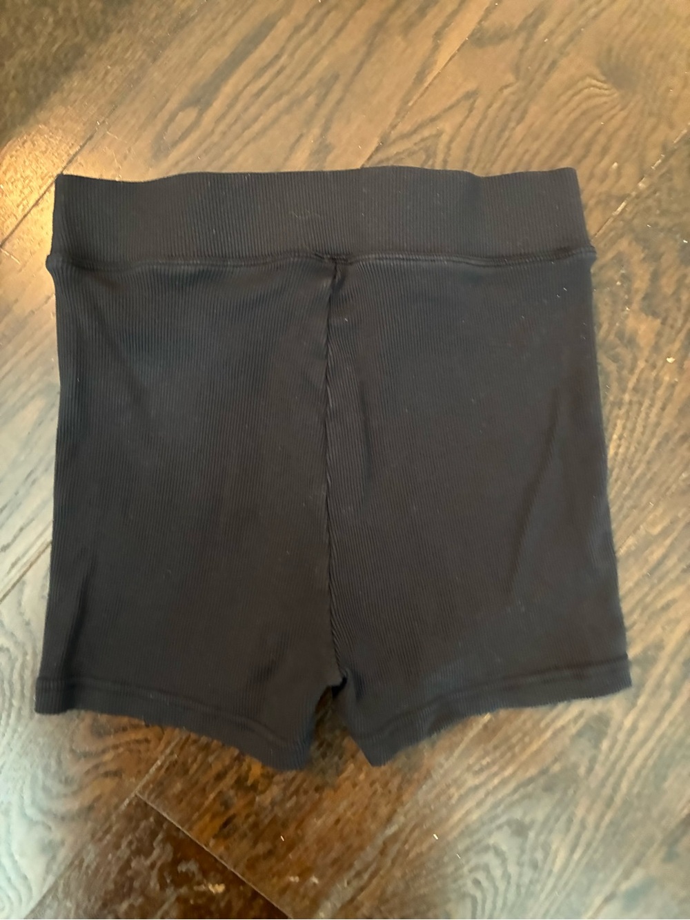 ALO Yoga Black Ribbed High-Rise Bike Shorts - Picture 3 of 4